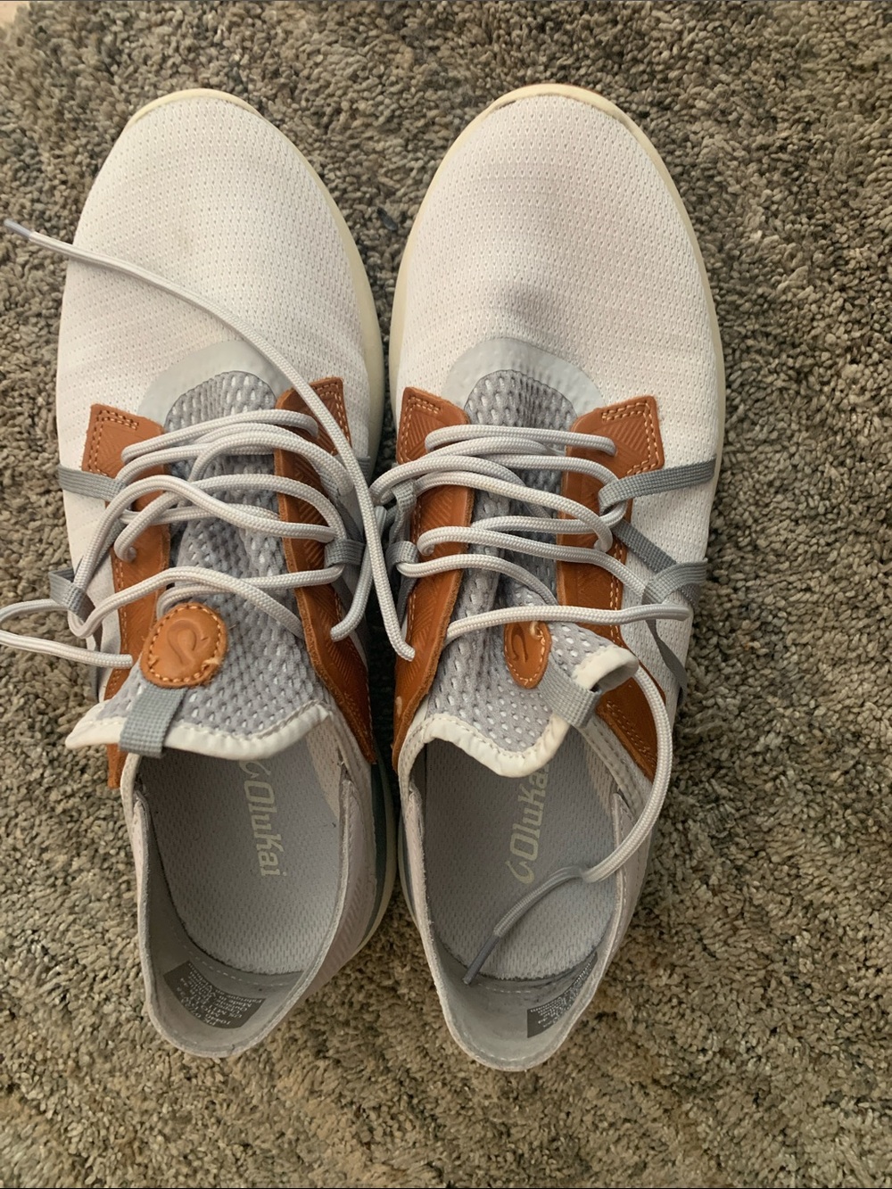 Olukai Sneakers.